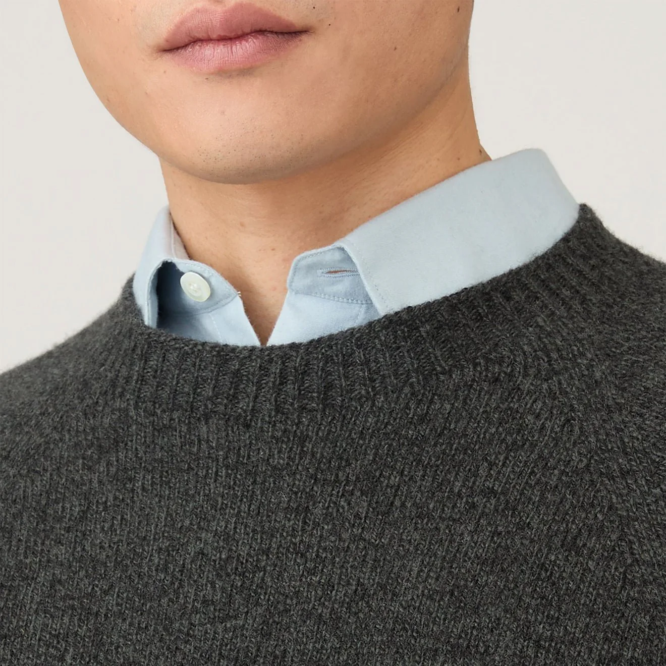 Sunspel Lambswool Crew Neck Dark Green Twist - Image 4