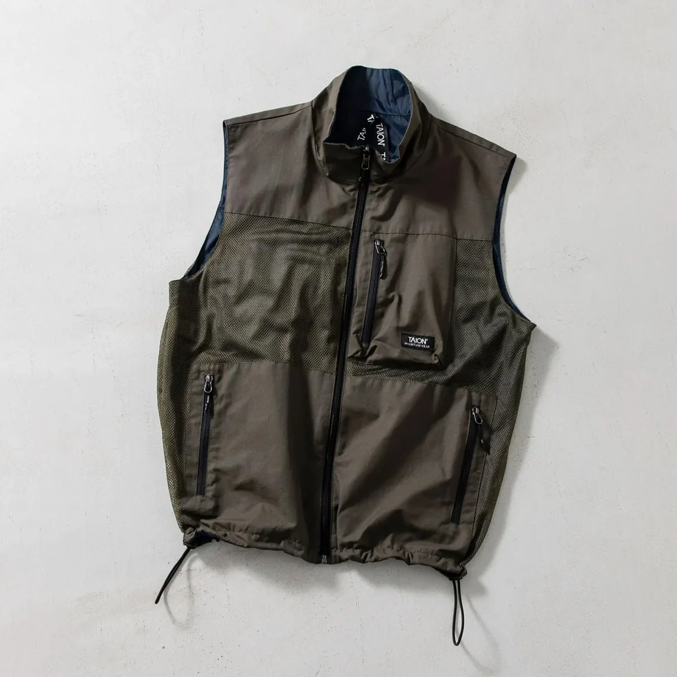 Taion Mountain Reversible Mesh Vest Dark Olive / Dark Navy - Image 3