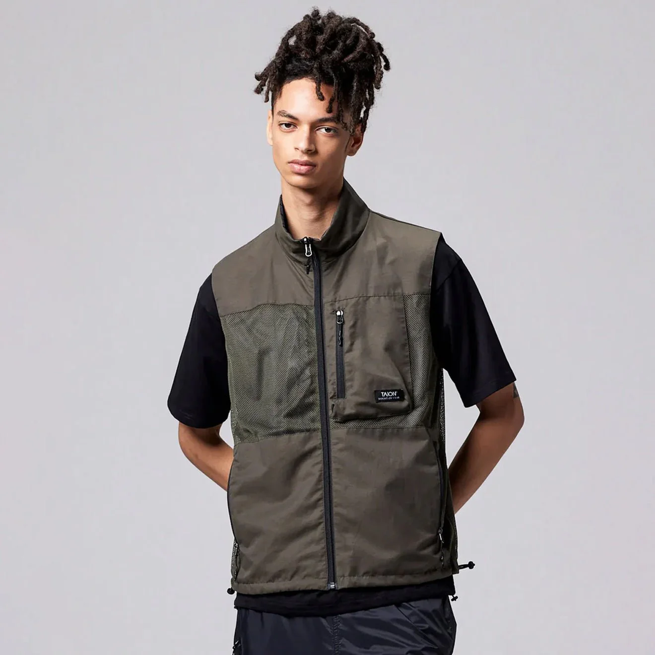 Taion Mountain Reversible Mesh Vest Dark Olive / Dark Navy - Image 4