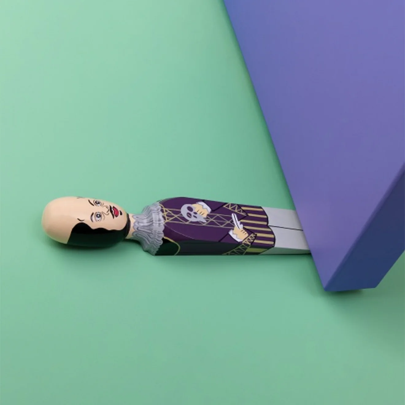 Wedgie The Bard Door Stopper - Image 3