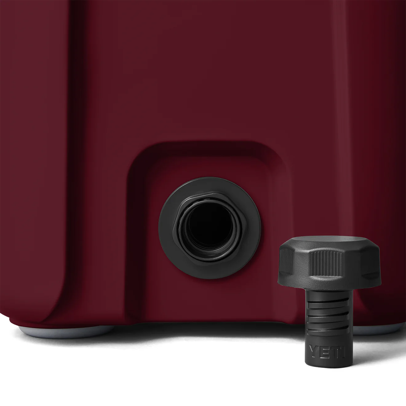 YETI Roadie 15 Cool Box Wild Vine Red - Image 2
